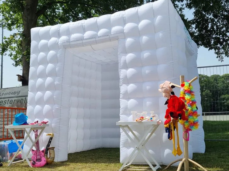 Amazon.com : Inflatable Photo Booth Enclosure, 8.2 x 8.2ft